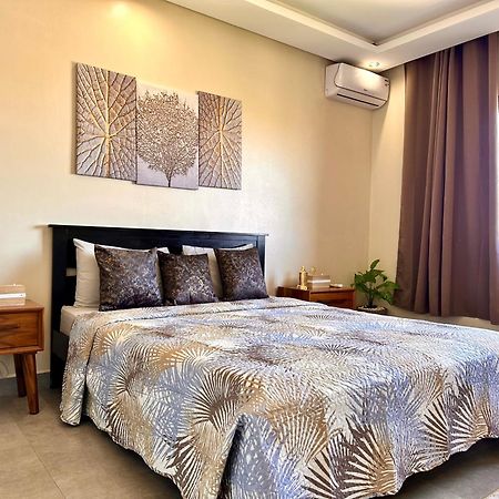 Moderne, Lumineux & Spacieux Avec Balcon -Central -Wifi-Smart Tv-Clim Marrakesh Exterior foto