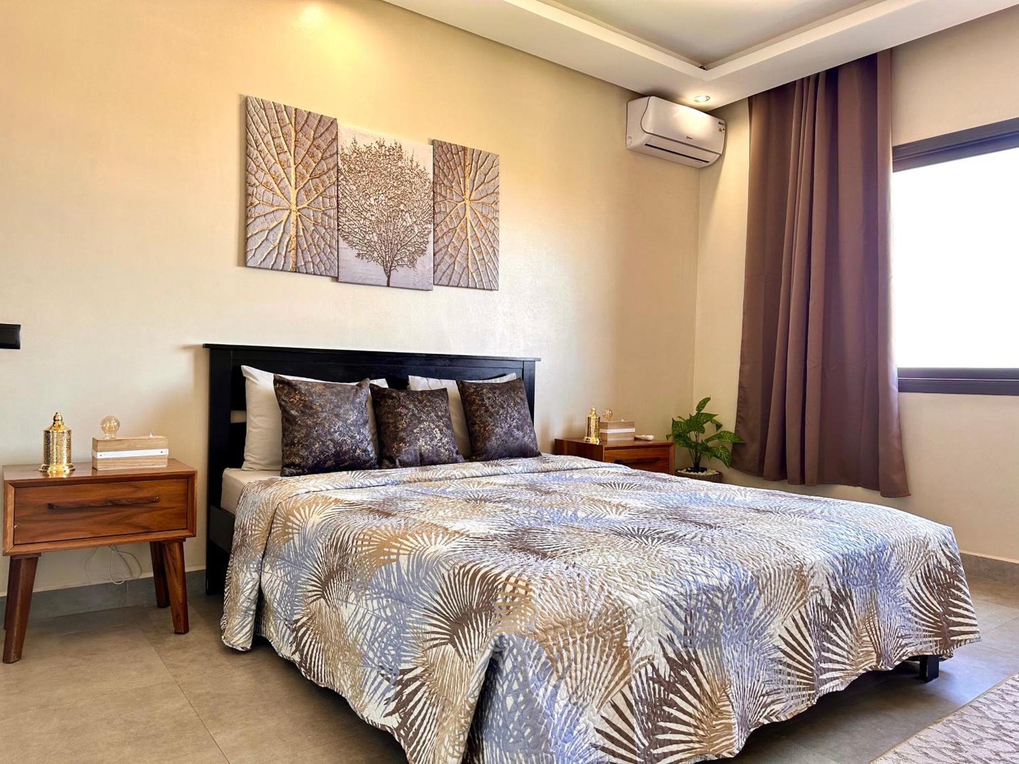Moderne, Lumineux & Spacieux Avec Balcon -Central -Wifi-Smart Tv-Clim Marrakesh Exterior foto