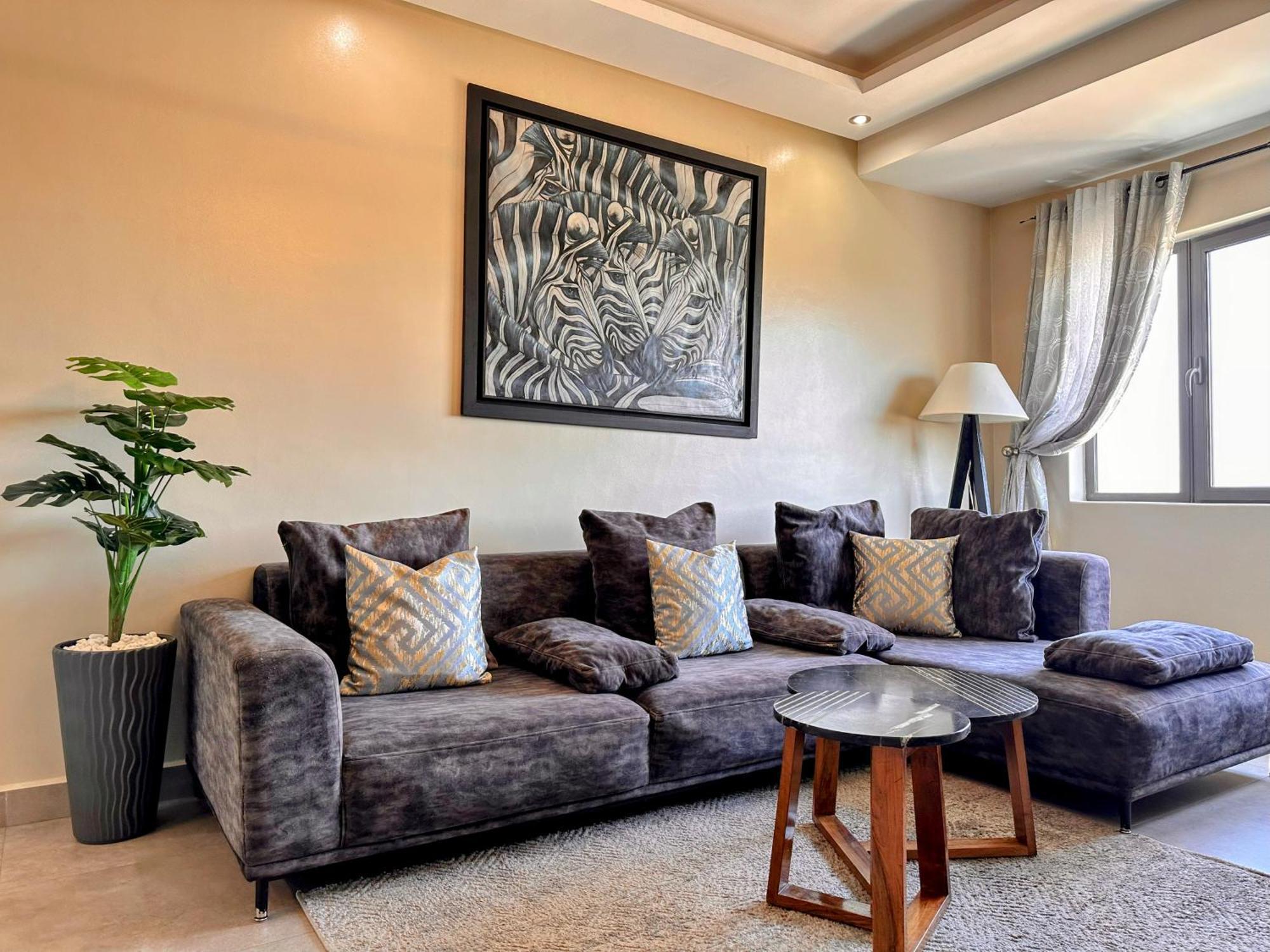 Moderne, Lumineux & Spacieux Avec Balcon -Central -Wifi-Smart Tv-Clim Marrakesh Exterior foto