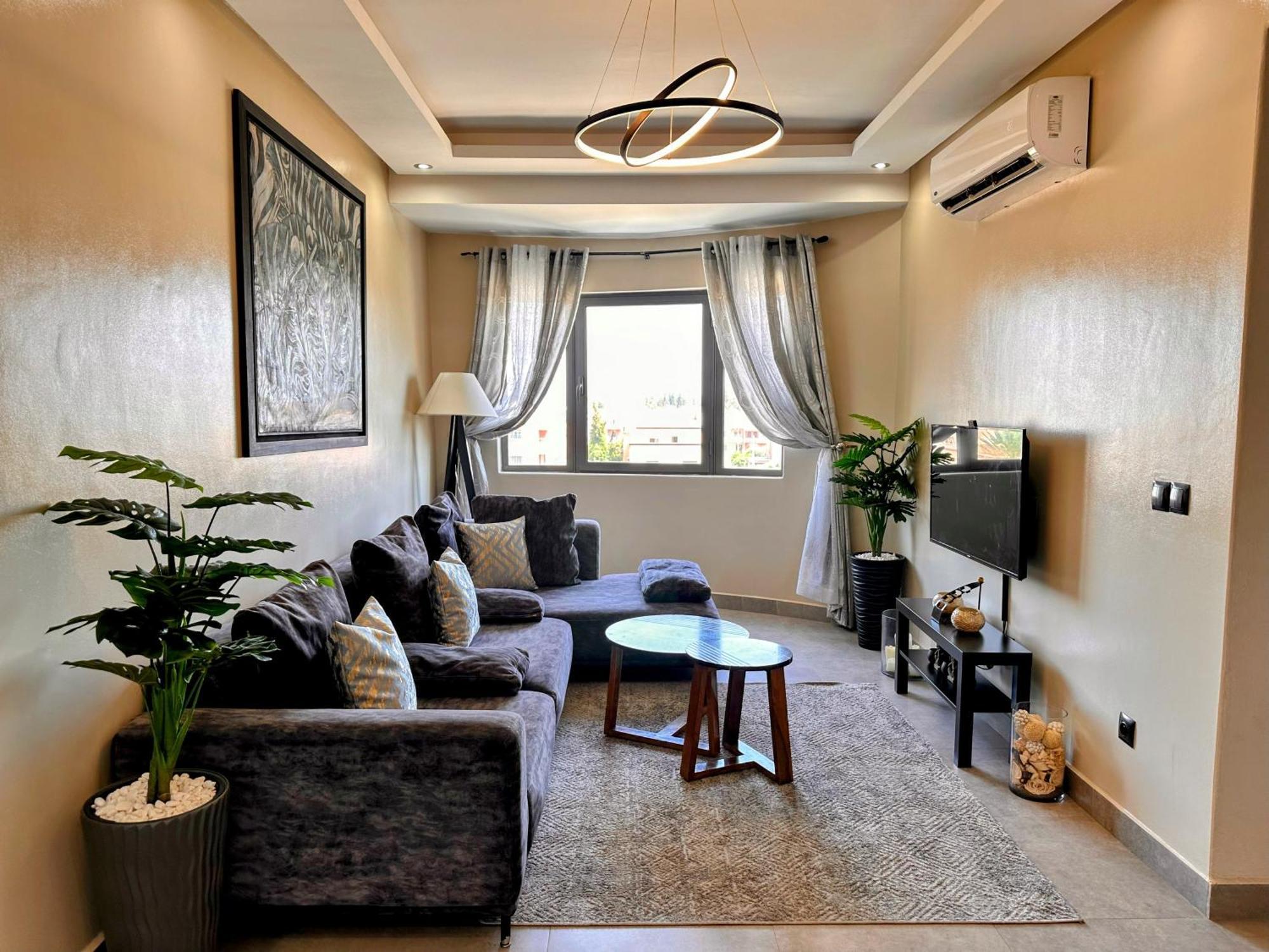 Moderne, Lumineux & Spacieux Avec Balcon -Central -Wifi-Smart Tv-Clim Marrakesh Exterior foto